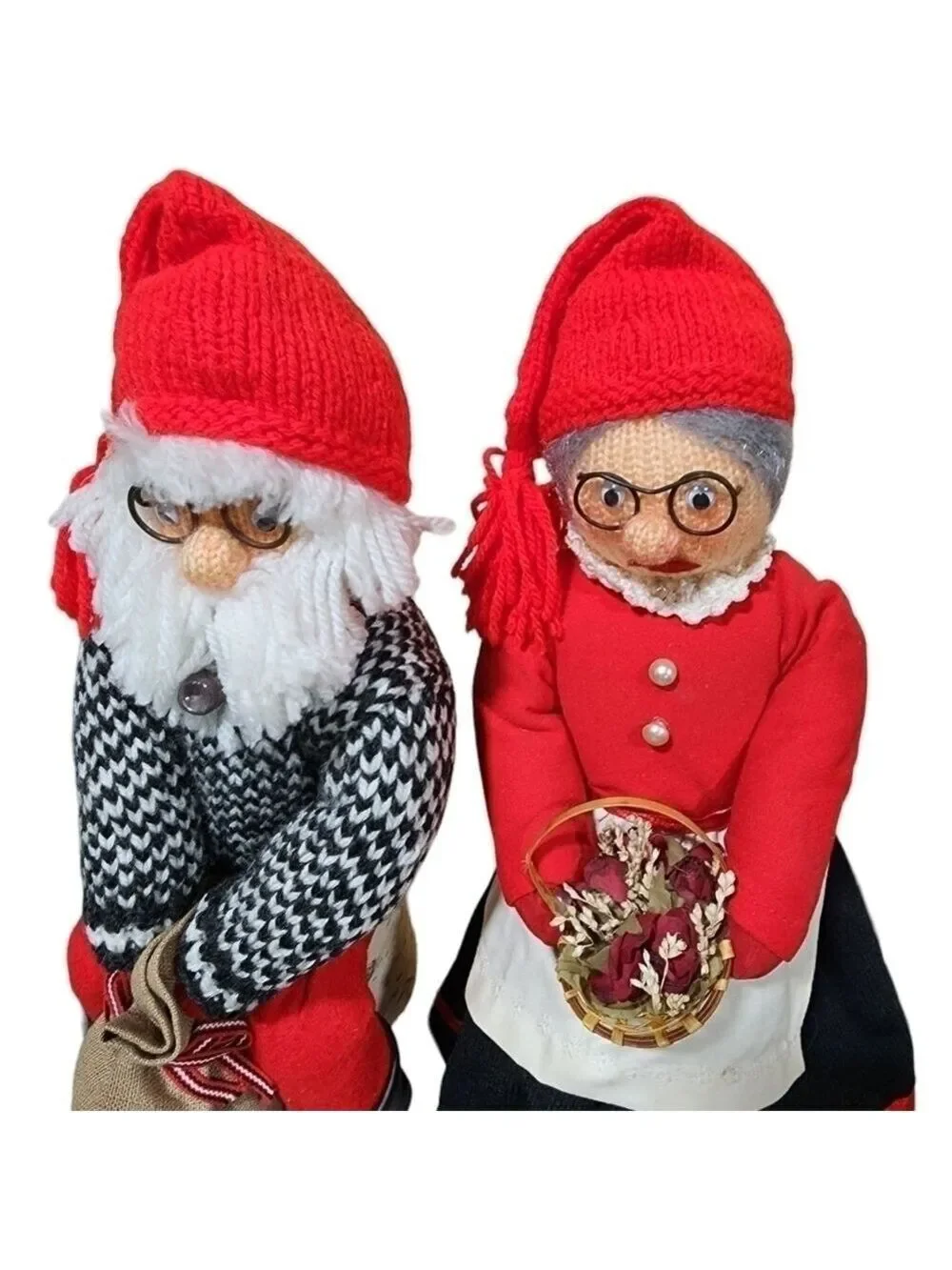 Vtg set Mr. & Mrs. Klaus handmade crochet one of a kind figures sitting on a log